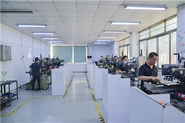 鎢鋼研（yán）磨車間